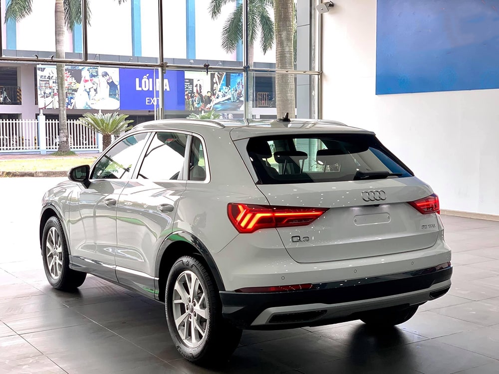 Bán xe Audi Q3 2023 màu Trắng nhập khẩu chính hãng mới 100%, tặng 2 năm bảo hiểm thân vỏ-9