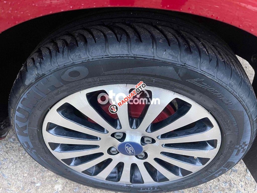 ford fiesta 2011 số tự động-5