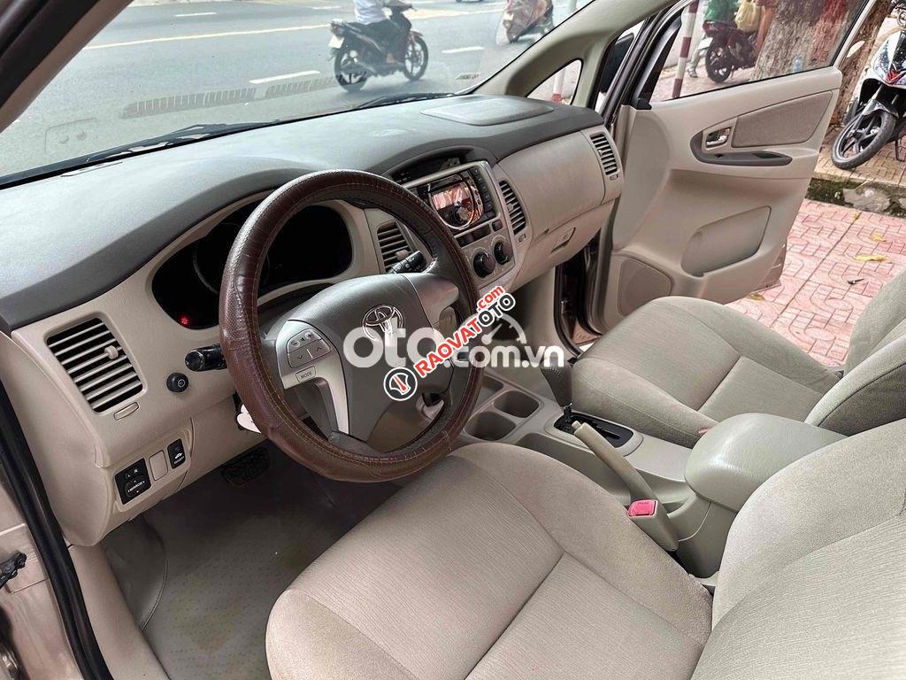 innova 2013 Số tự động rất đẹp-8