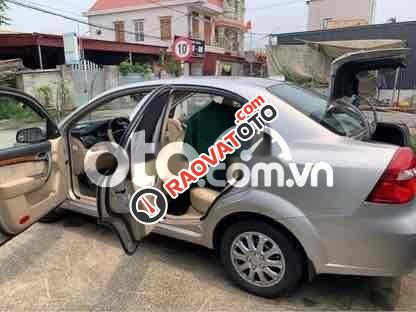 Cần tiền nên bán-2