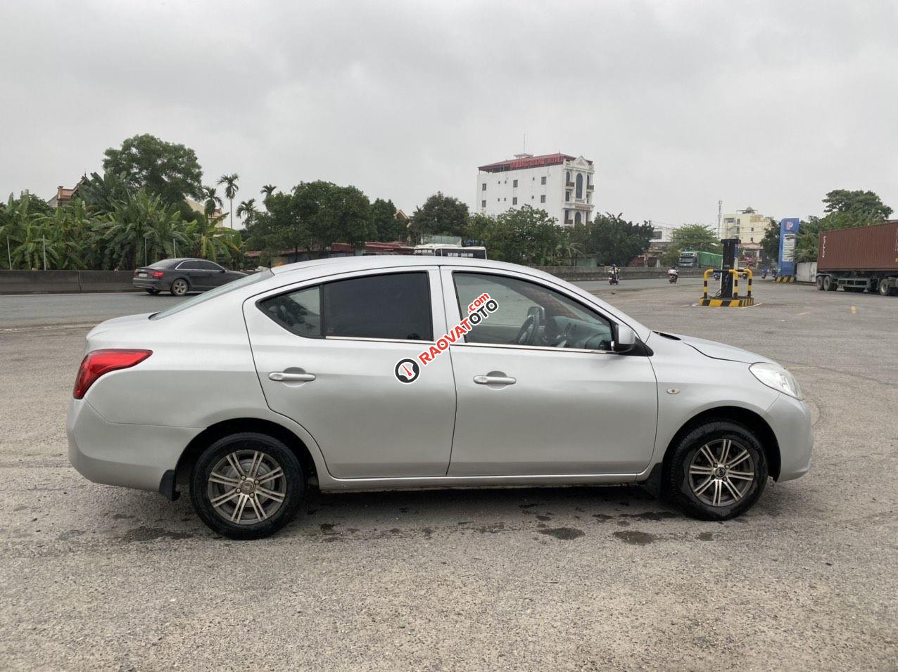 Màu bạc xịn, tên tư nhân-2