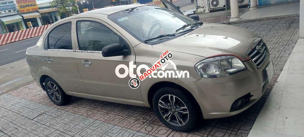 Chính chủ cần bán xe gentra 2009 xe mới đăng kiểm-0