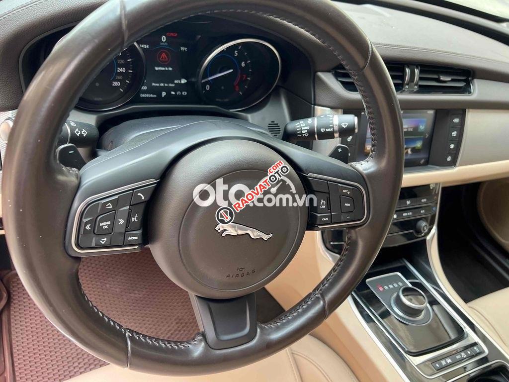 cần bán xe jaguar xf 2.0-6