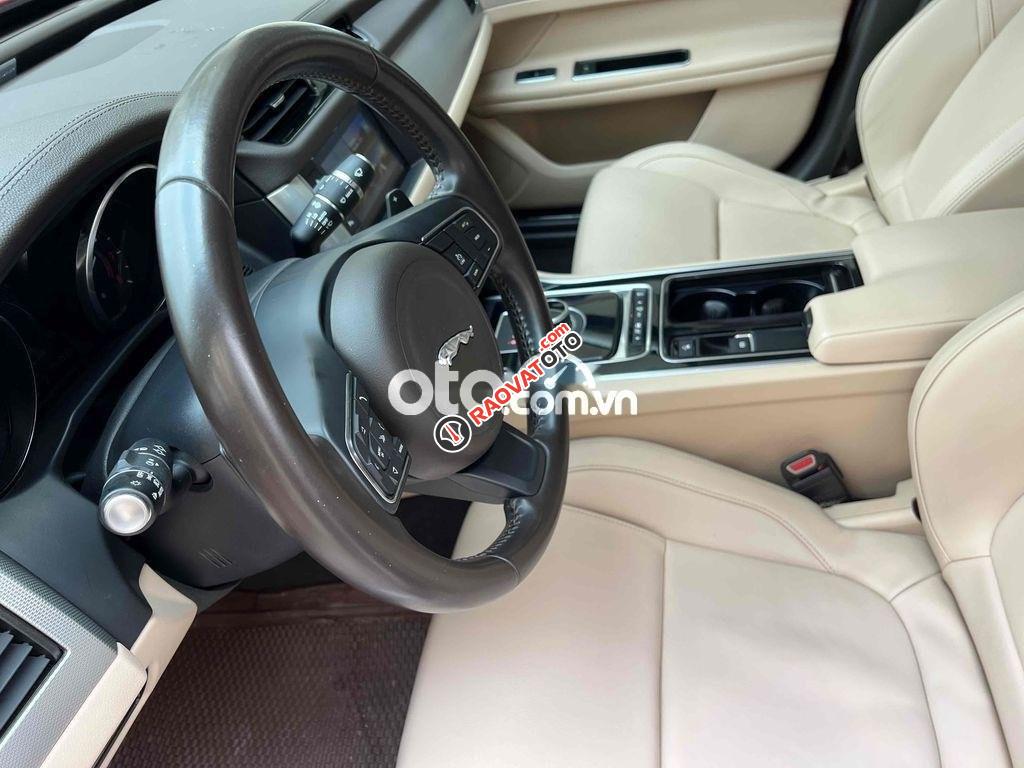 cần bán xe jaguar xf 2.0-7