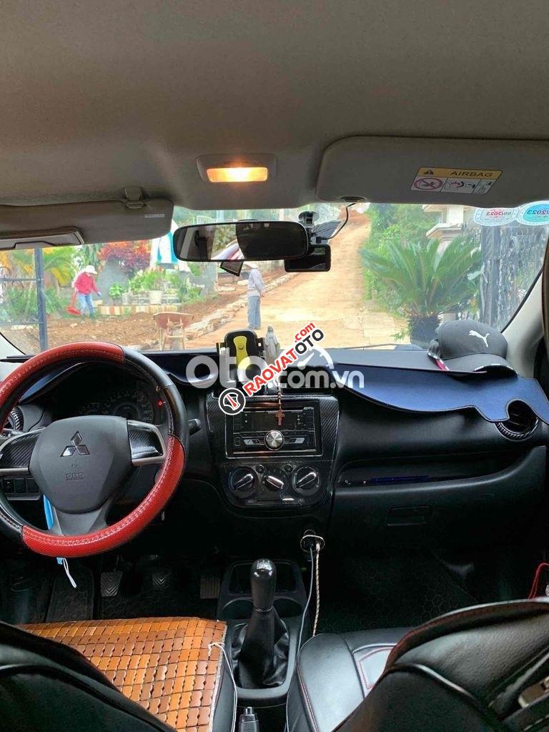 Cần bán xe Misubishi Mirage đẹp như mới-4