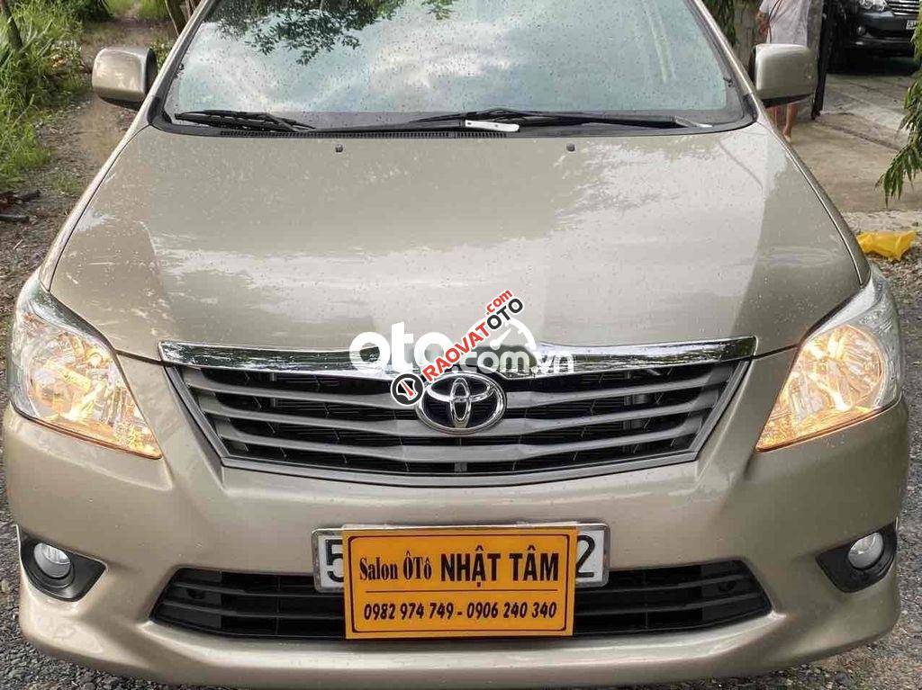 Toyota Innova 2.0E 2013 81000km-2