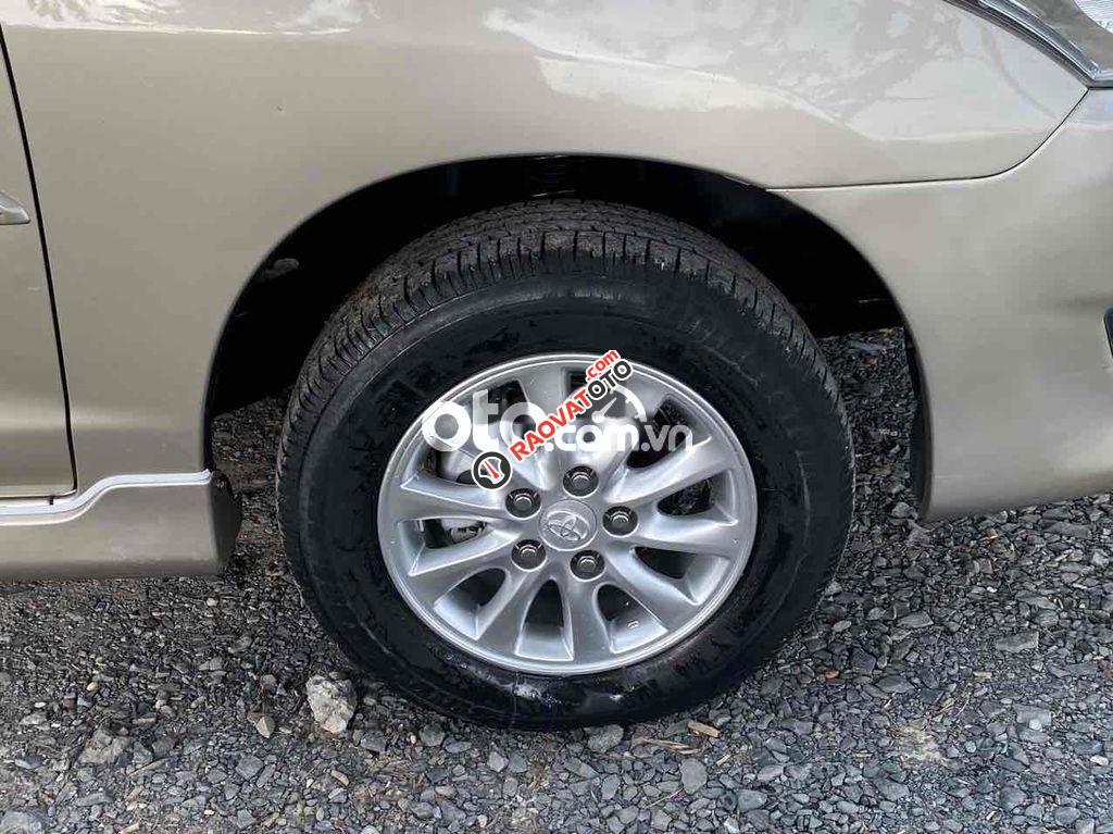 Toyota Innova 2.0E 2013 81000km-8