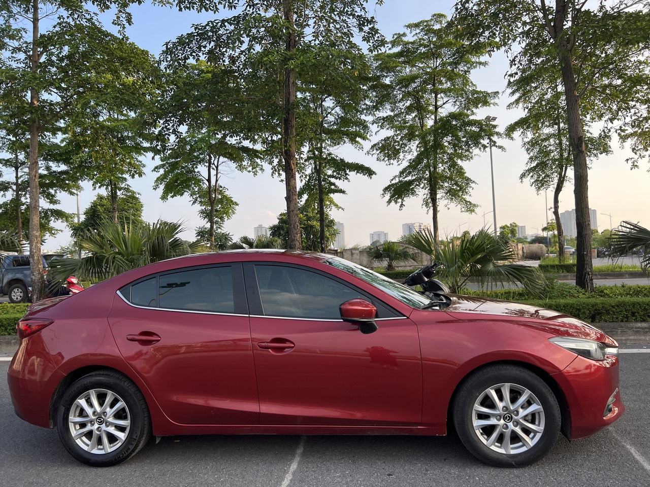 Chính Chủ Cần Bán MAZDA 2018 full option xe nhập chính hãng-2