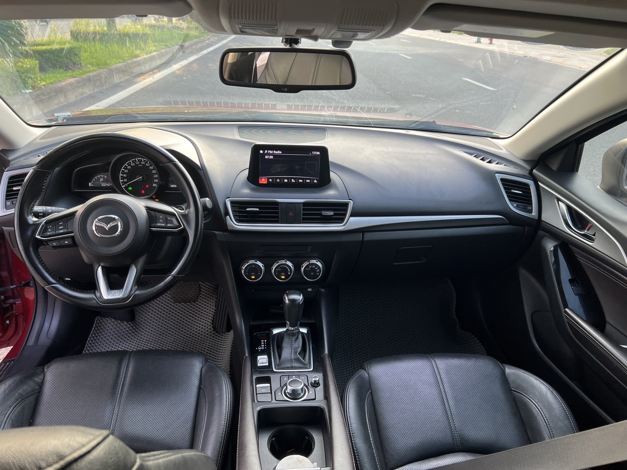 Chính Chủ Cần Bán MAZDA 2018 full option xe nhập chính hãng-4