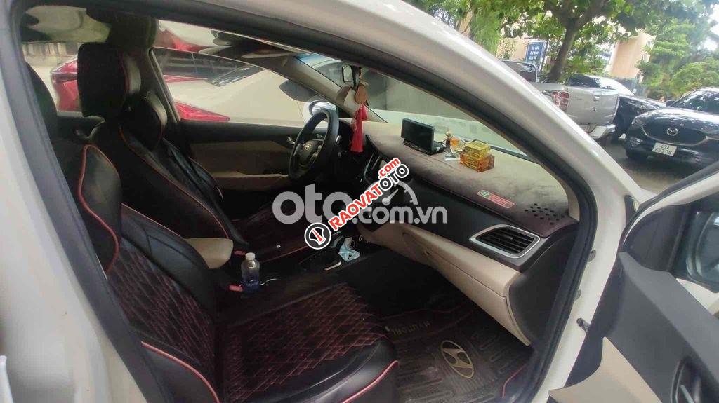 GĐ cần bán accent AT 2018 đk 2019-5