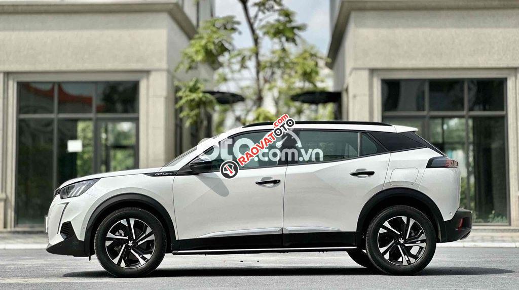 Peugeot 2008 GTline 2021-0