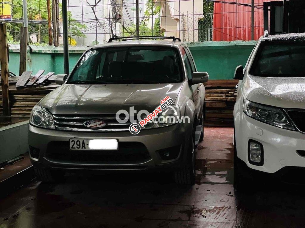 Chính chủ cần bán Escape XLT 2010-0