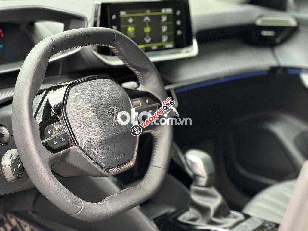 Peugeot 2008 GTline 2021-11