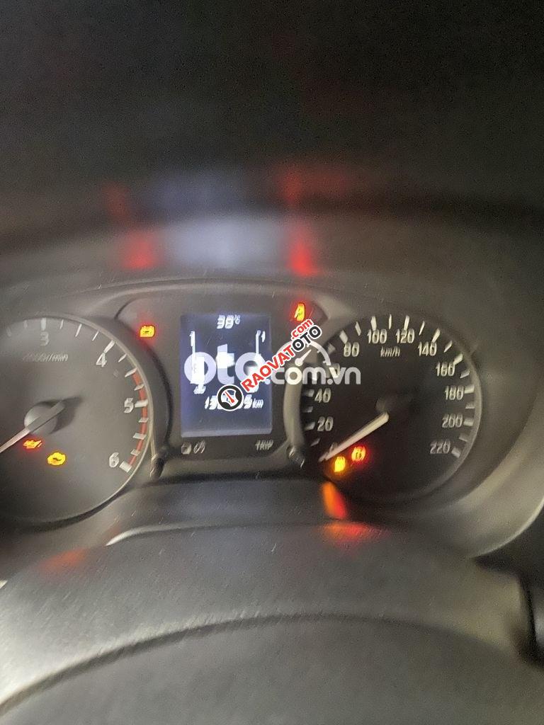 Cần bán xe Nissan bán tải-4