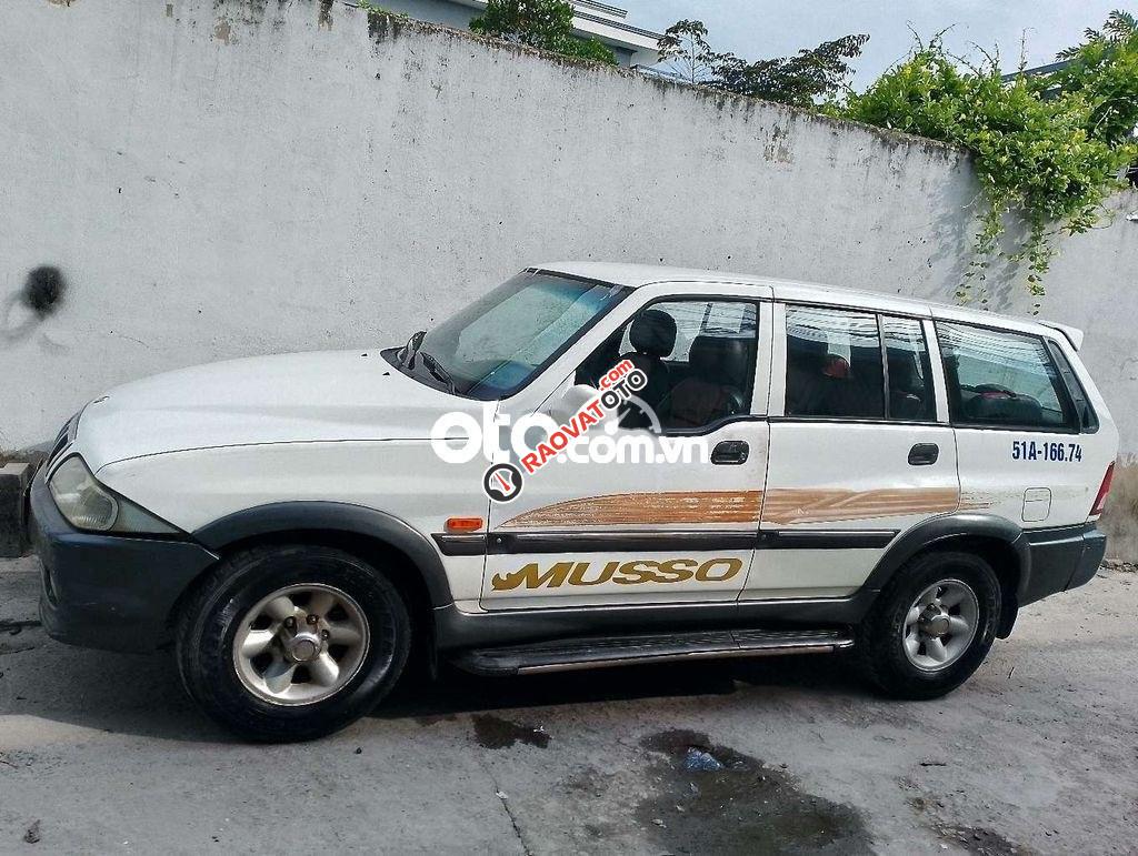 Xe Gia Đình,Musso 7 chỗ,Đời 2003.-0