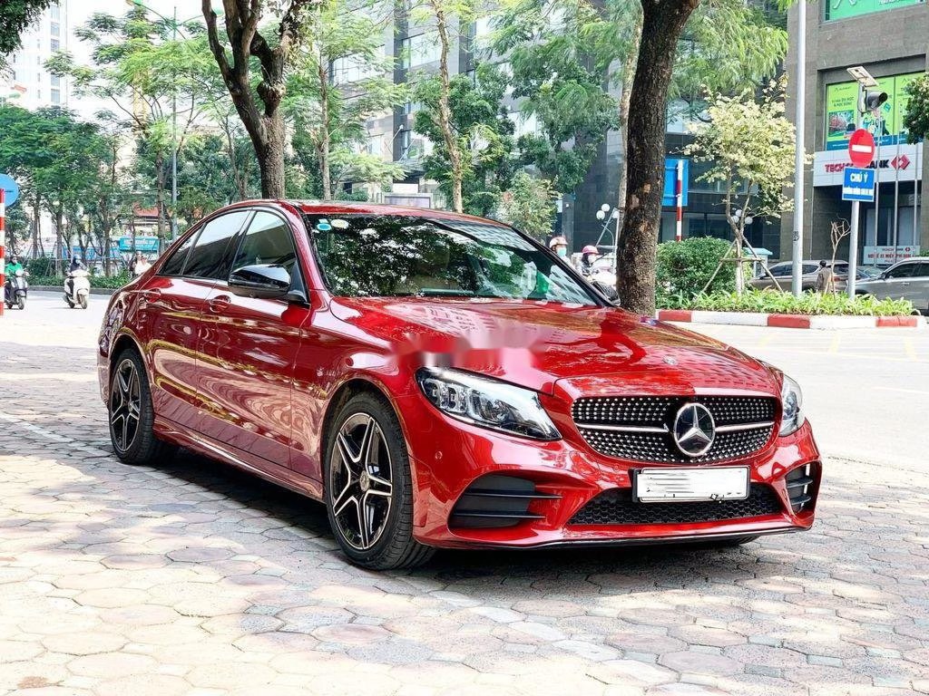 Lên đời xe cần bán C300 mới 90% chính chủ 1 đời chủ mới đi 22.000km-0