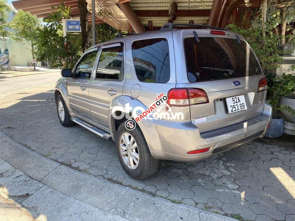 Cần bán xe lên đời Escape 2012-2