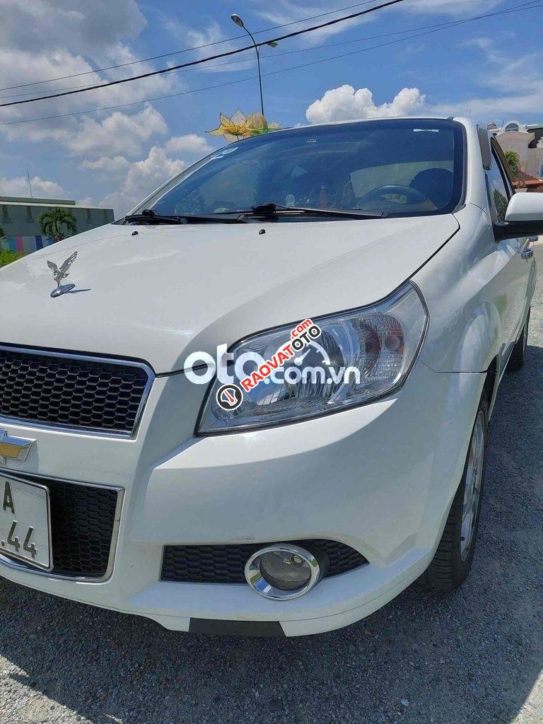 xe chevrolet số sàn 2018 mới toanh còn nguyên zin-0