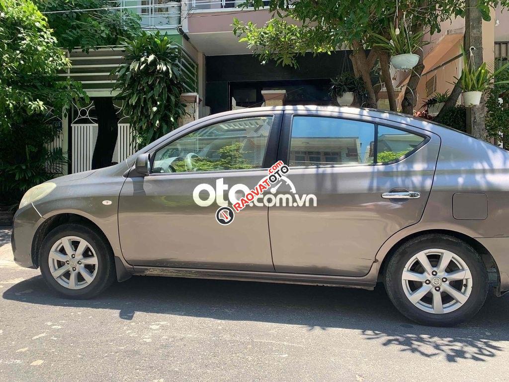 Nissan Sunny 1.5 XV nâu một chủ đăng kiểm 2013-2