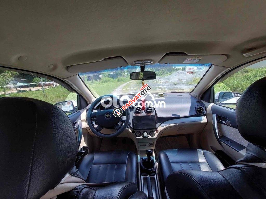 xe chevrolet số sàn 2018 mới toanh còn nguyên zin-7