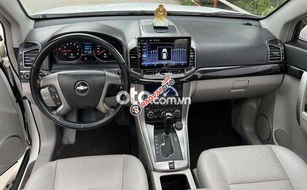 Chevrolet Captiva LTZ 2015 trắng-2