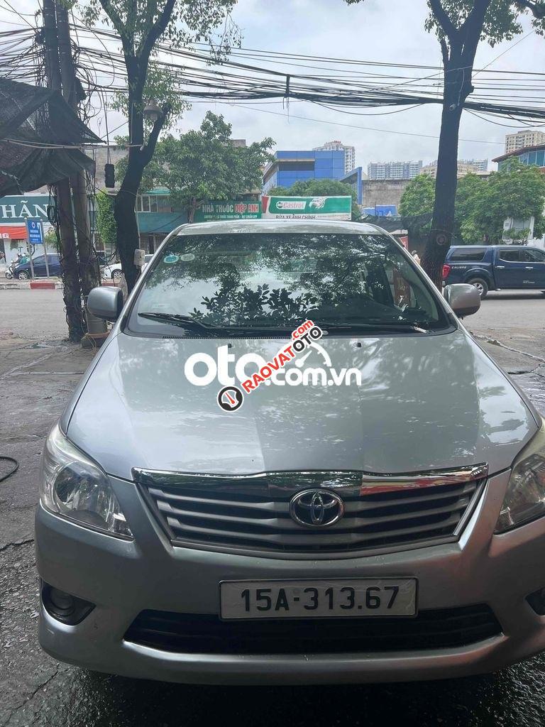 Bán xe Innova G Tự động 2012-3