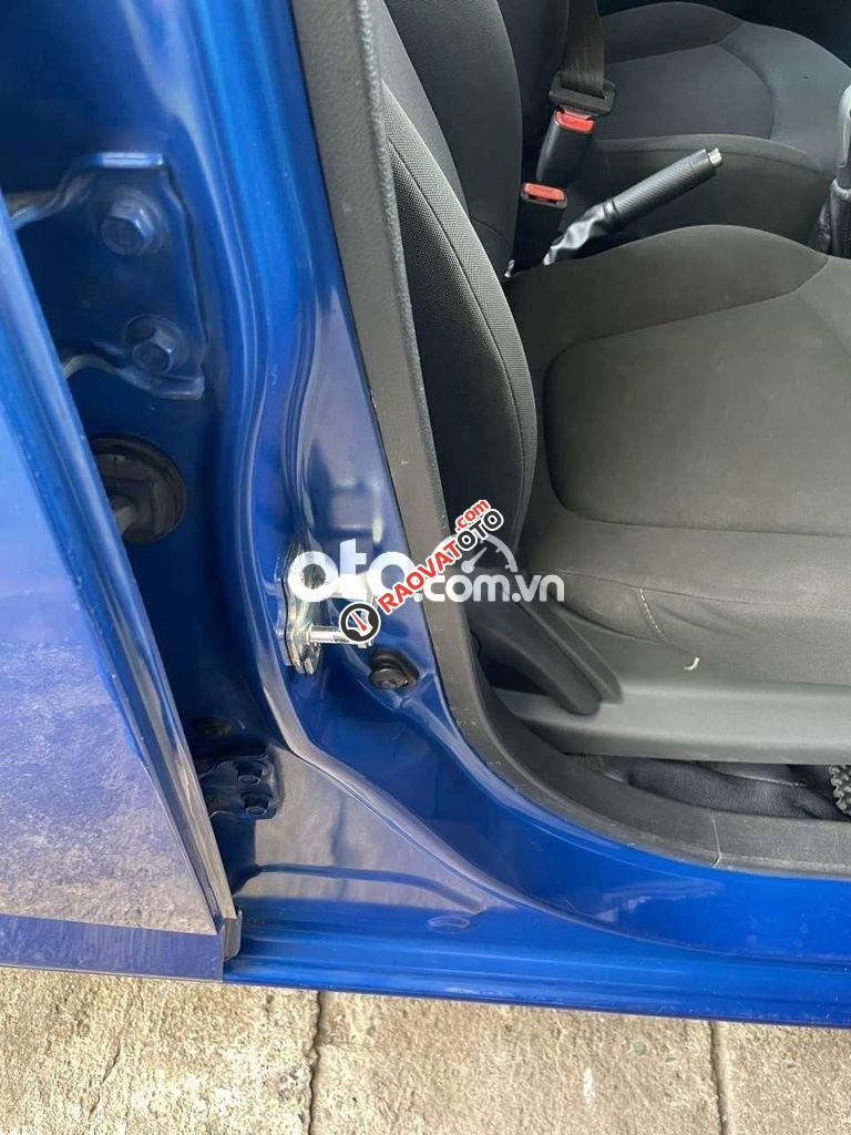 Nhà cần bán chiếc xe này-9