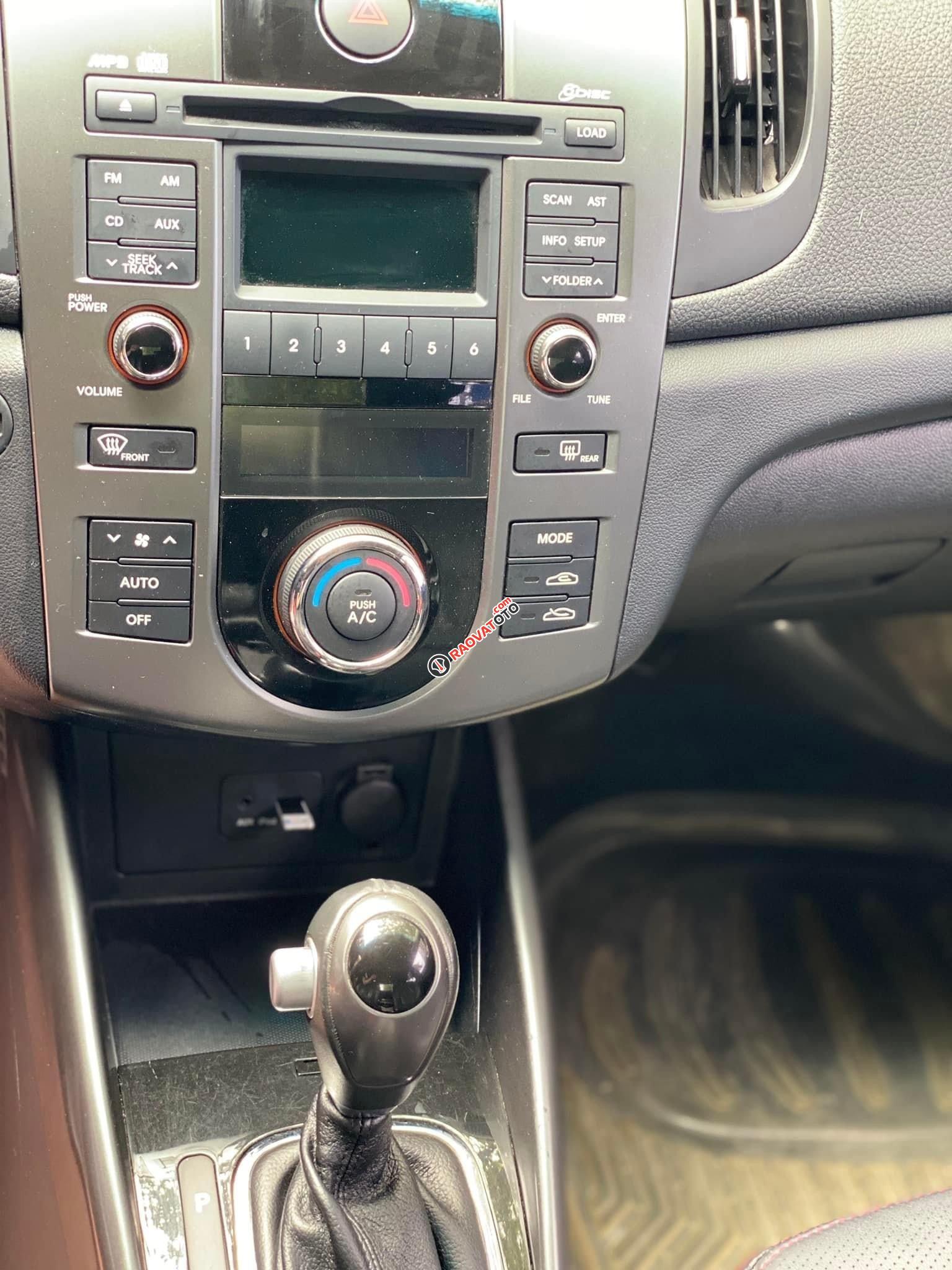 Kia Forte 1.6 AT SX 2011-8