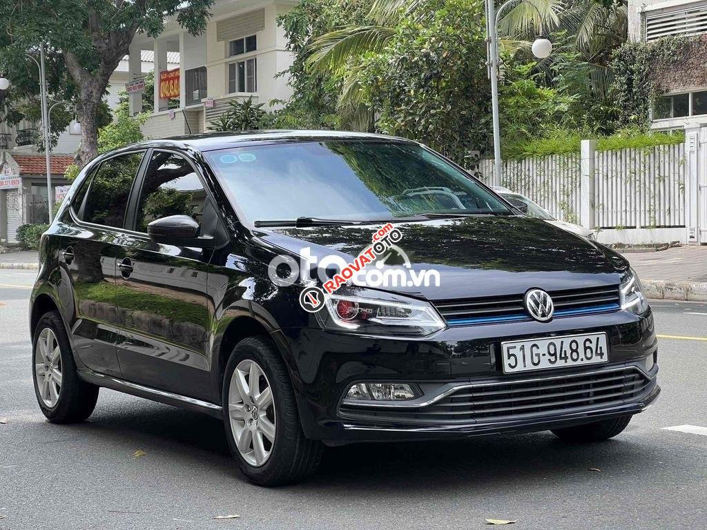 Volkswagen Polo 1.6 Hatchback 2017-4