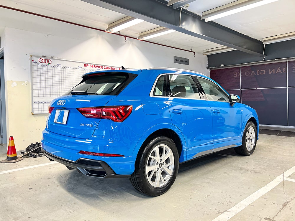 Bán Audi Q3 2023 bản S-line mới 100% màu Xanh Turbo đậm chất thể thao và nổi bật-8