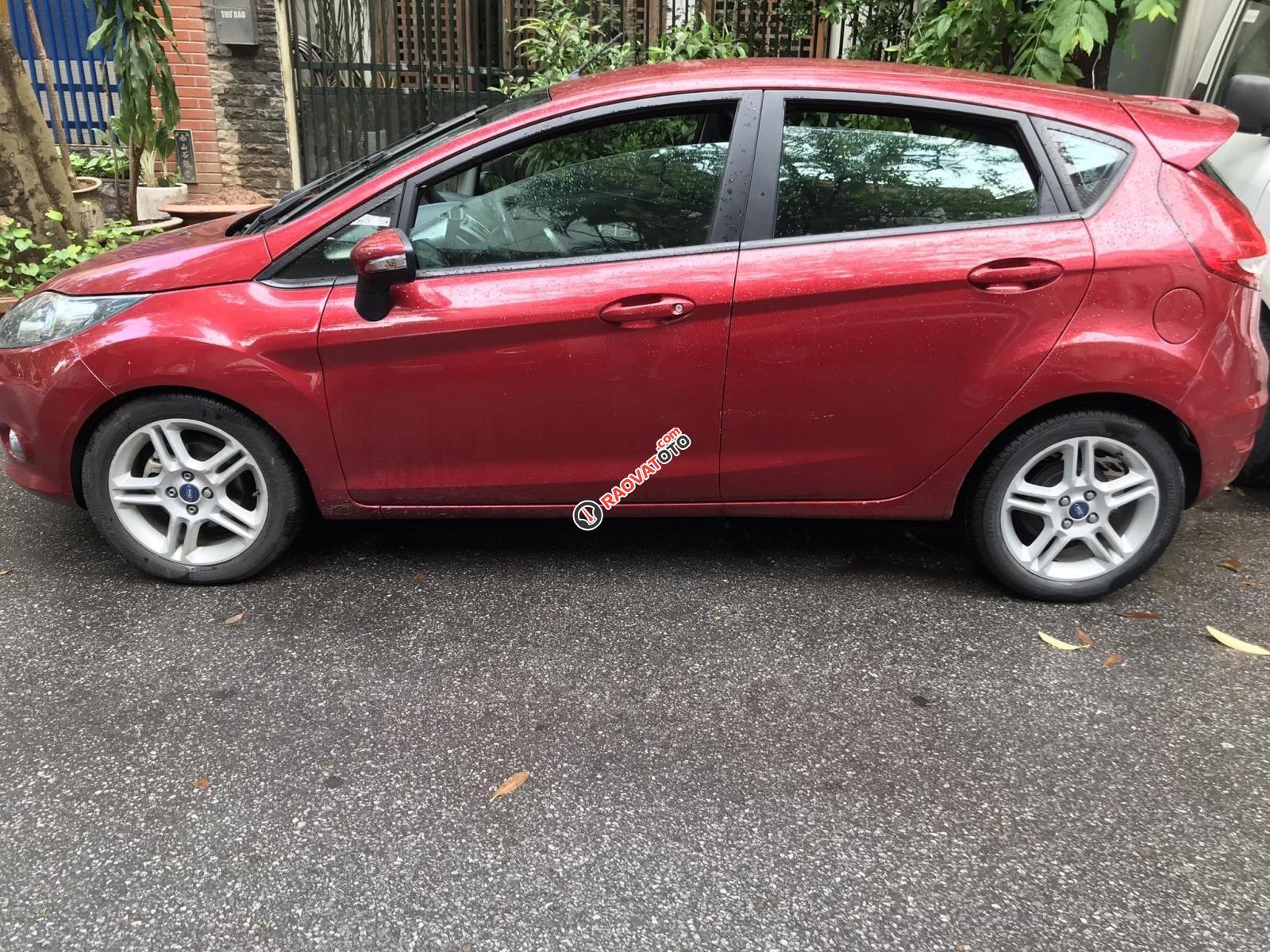 màu đỏ, lái ít chỉ lái trong phố-4