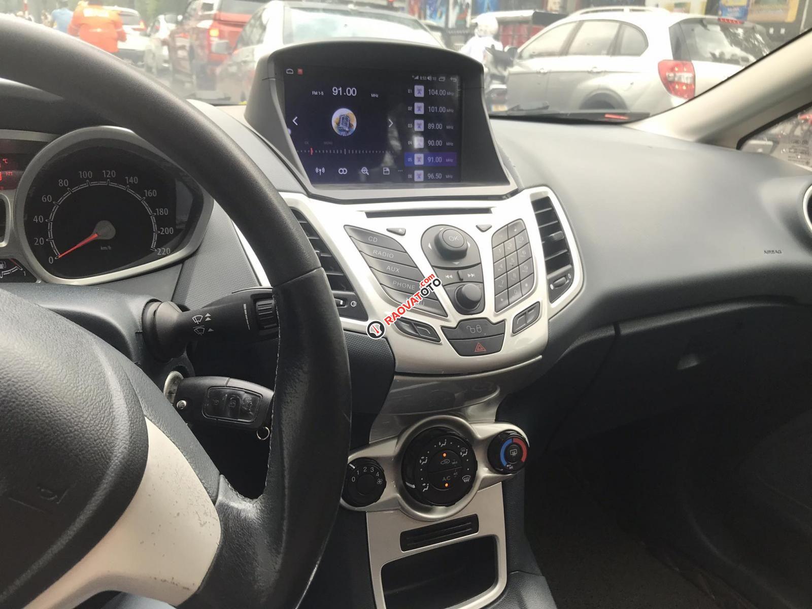 màu đỏ, lái ít chỉ lái trong phố-2