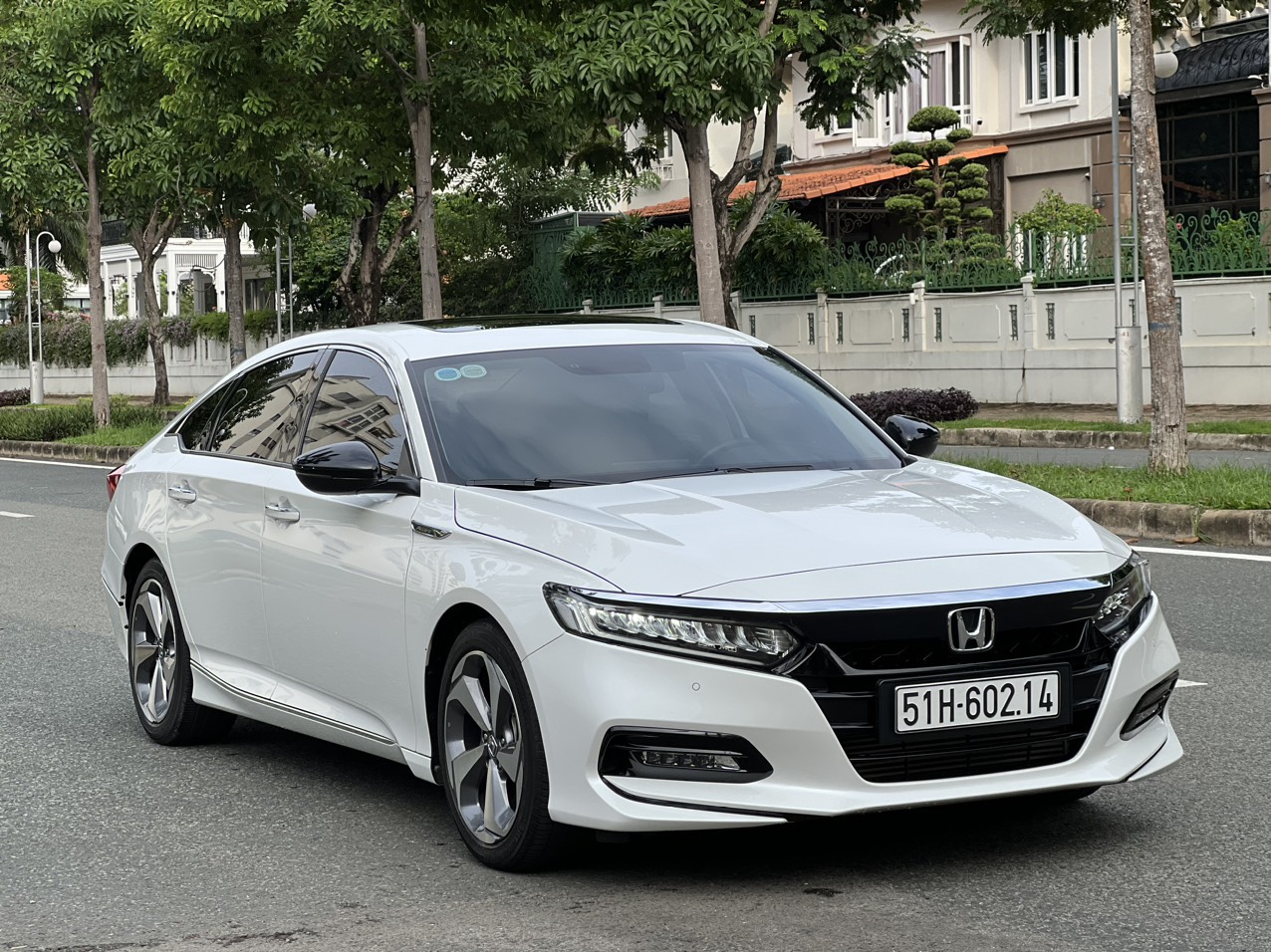 Honda Acord sản xuất 2019 bản Full xe chạy 39.000 km xe nhà xài kỹ bảo dưỡng định kỳ chính hãng-1