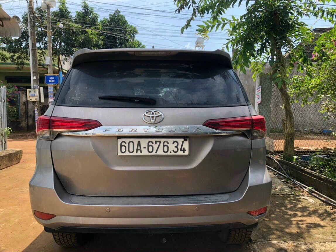 CHÍNH CHỦ CẦN BÁN XE TOYOTA FORTUNER 2019-1