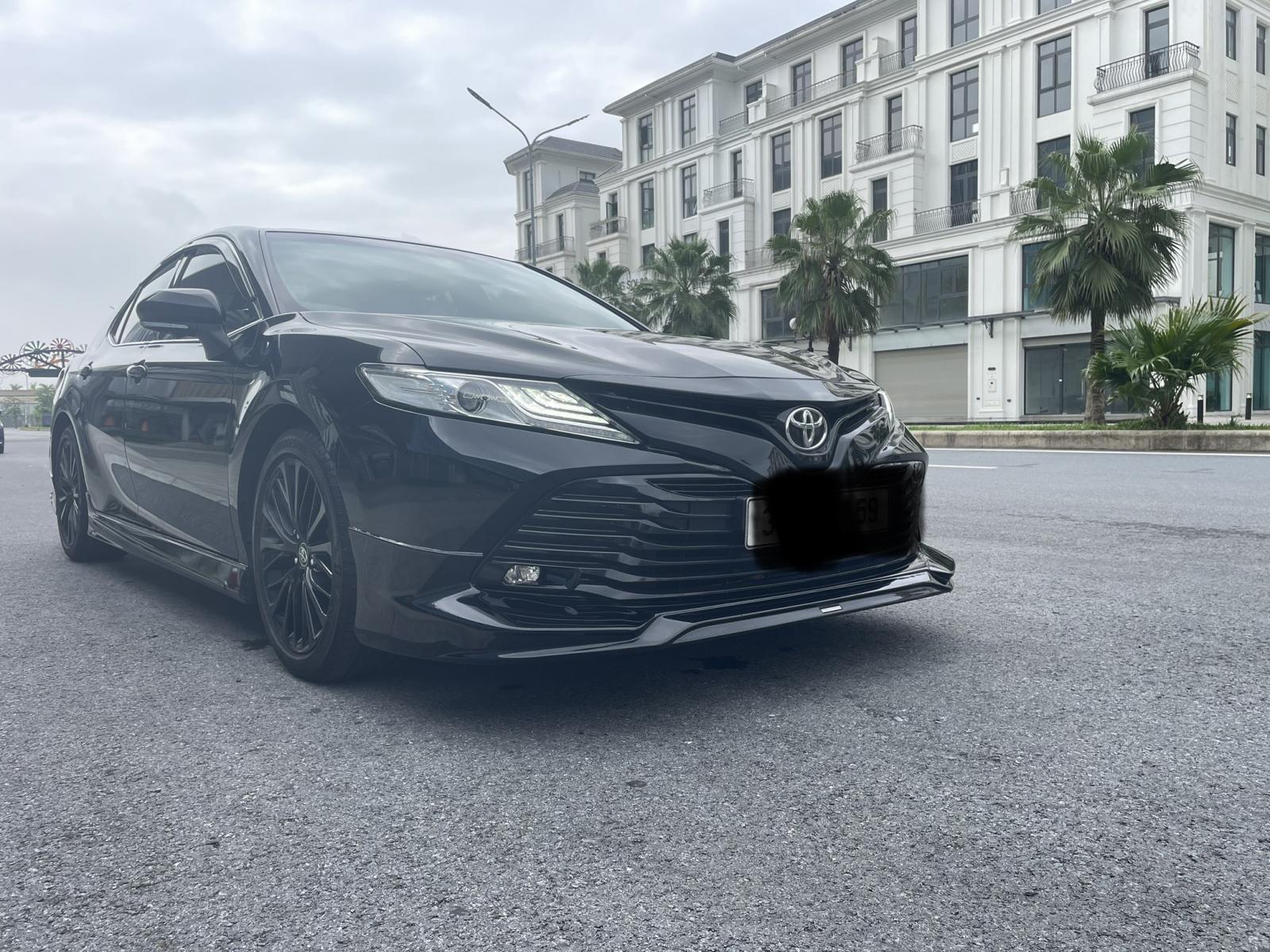 Cần bán Camry 2.5 Q 2019 nhập thái. Biển Hà Nội-1