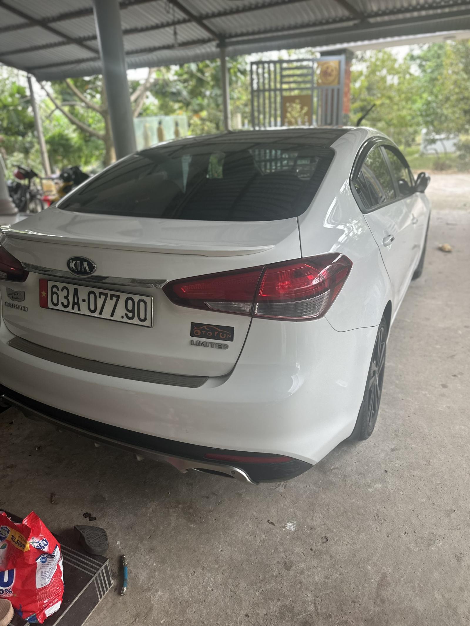 CHÍNH CHỦ CẦN BÁN XE KIA CERATO 2017-0