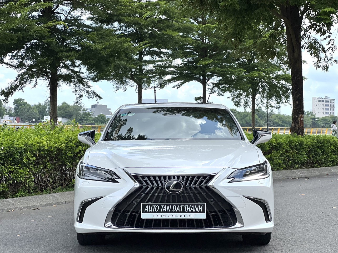 Cần Bán Lexus Es250 5 chỗ   -0