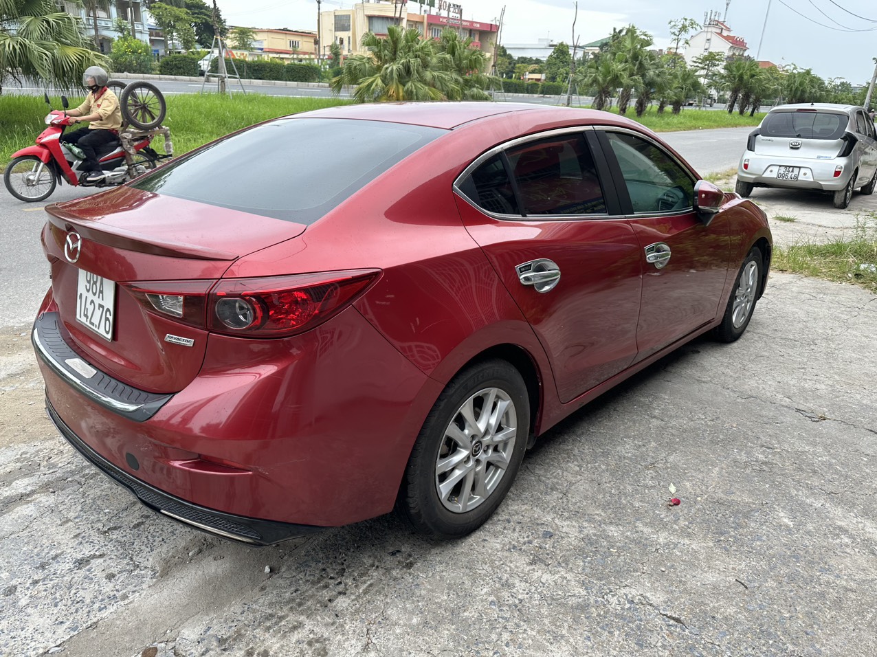 CHÍNH CHỦ CẦN BÁN MAZDA 3 ĐỜI 2015 -1