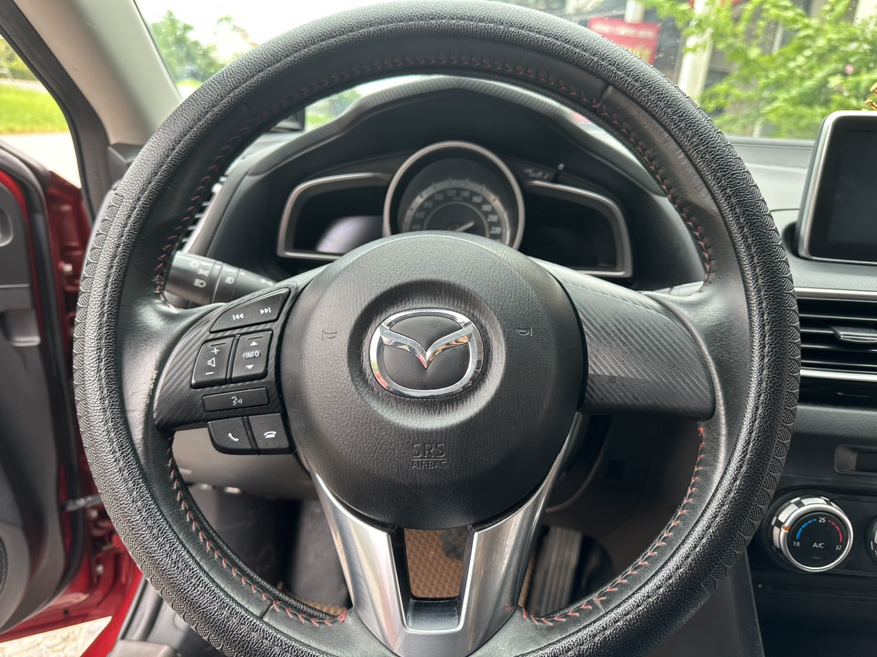 CHÍNH CHỦ CẦN BÁN MAZDA 3 ĐỜI 2015 -4