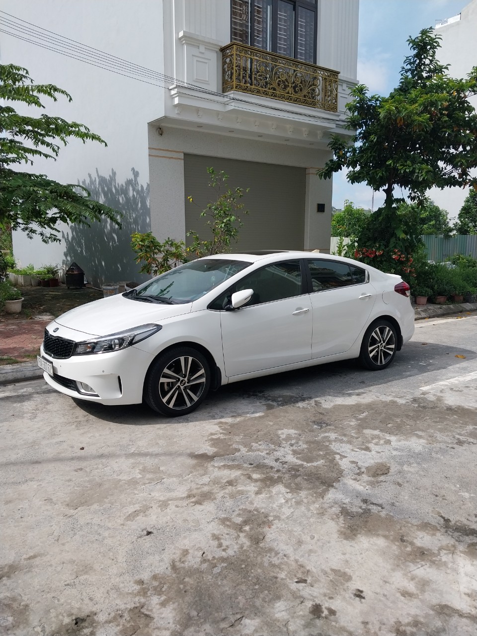 CHÍNH CHỦ CẦN BÁN XE KIA CERATO 2018 -0