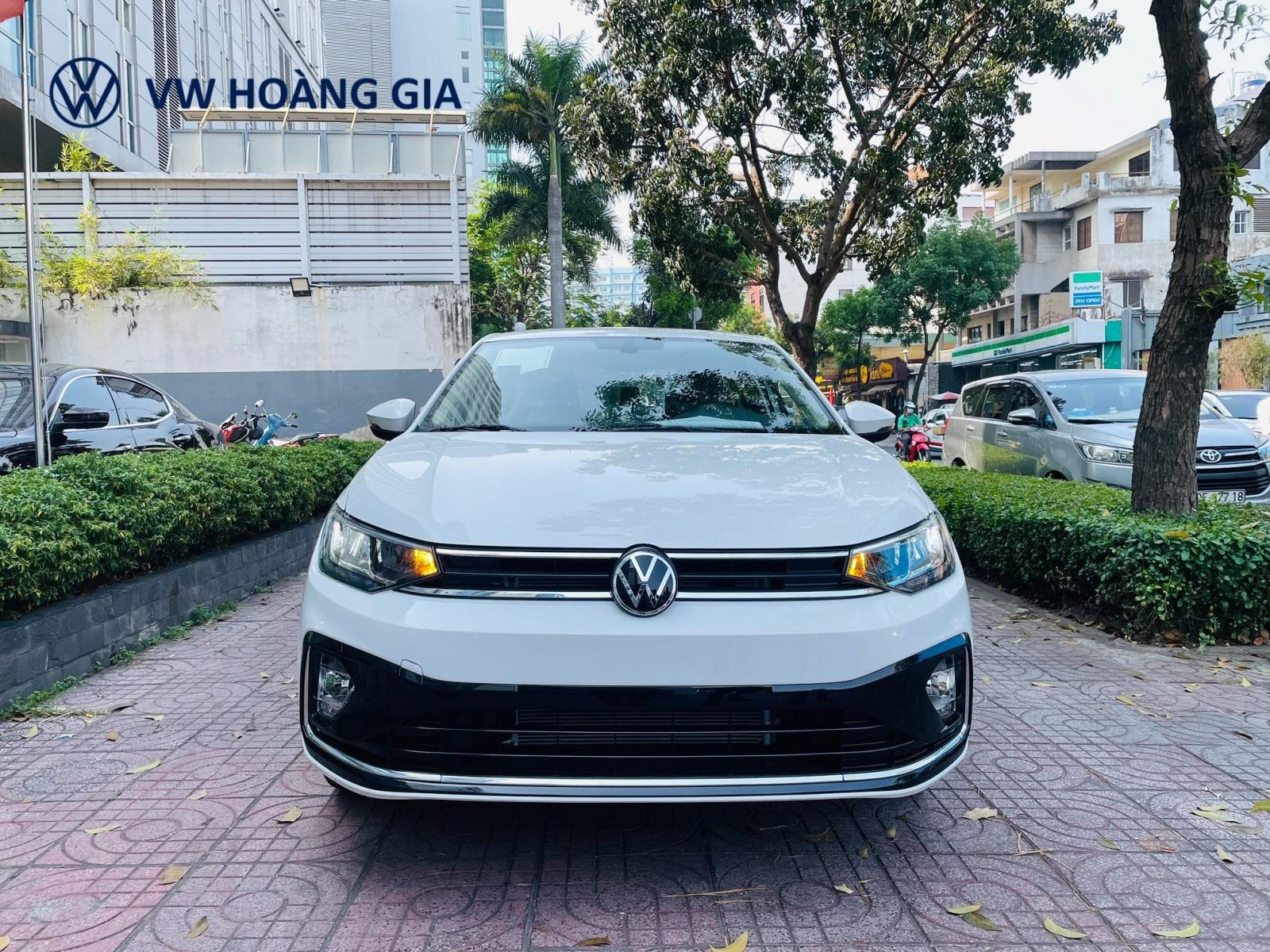 Volkswagen Virtus  Sedan Cho Vợ Đi chợ -4