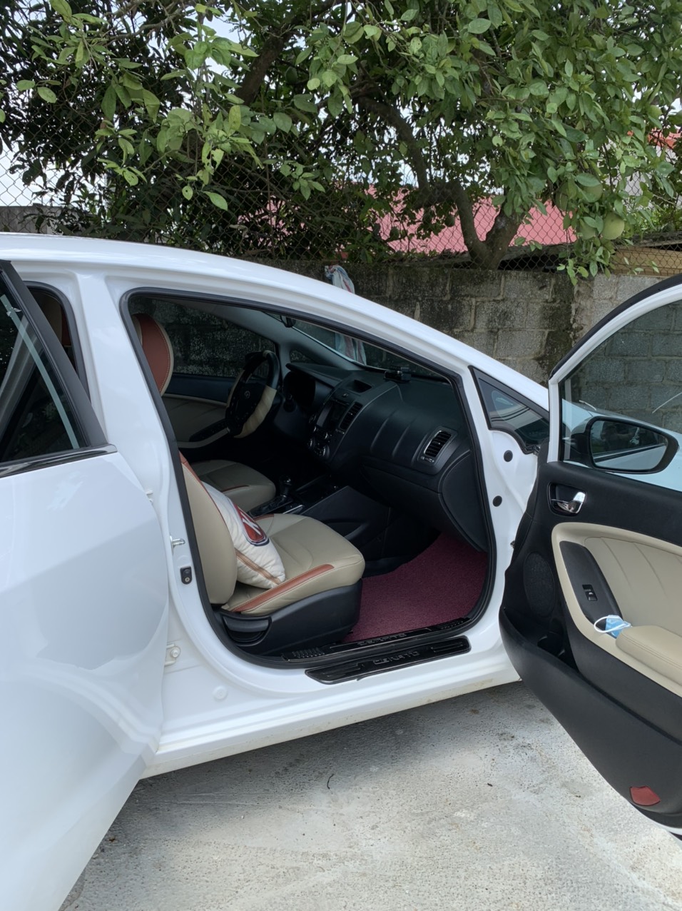 Chính chủ bán Xe Kia cerato đời cuối 2018 bản 1.6 số tự động 6 cấp ghế 2 màu. -6