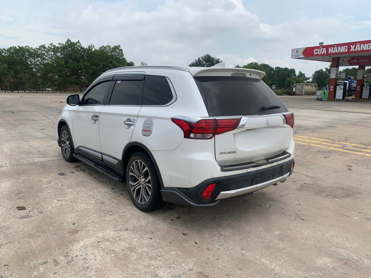 Bán xe Outlander sx 2018 bản premium 2.4 hai cầu-0