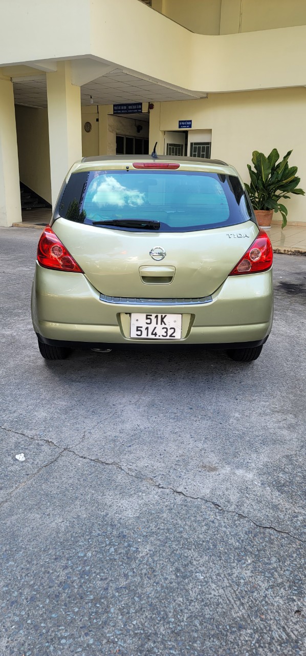 Chính chủ bán Xe NISSAN TIIDA sx năm 2006 -Nhật Bản -1