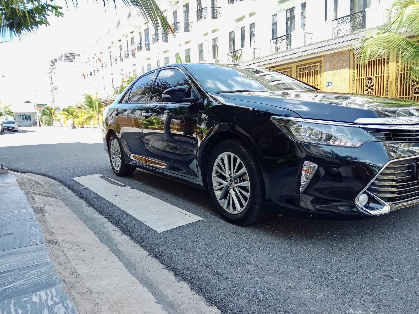 TOYOTA CAMRY 2.5Q , 12/2018, Odo: 70.000, Màu đen, nội thất da nâu sang trọng-8