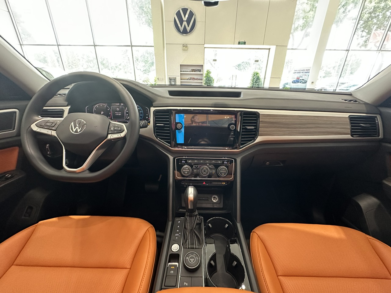 Thông tin Volkswagen Teramont 2023 - Nhập khẩu Mỹ, màu trắng sang trọng và cuốn hút, tổng ưu đãi 320tr, nhiều quà tặng h-7