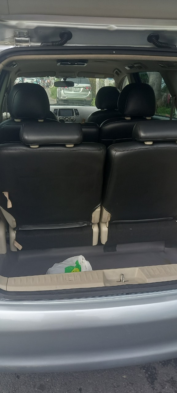 Chính chủ cần bán xe Missubitshi Grandis đời cuối 2008 -2