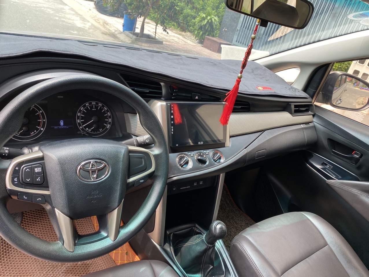 CHÍNH CHỦ CẦN BÁN XE INNOVA E 2.0 SẢN XUẤT 2017-5