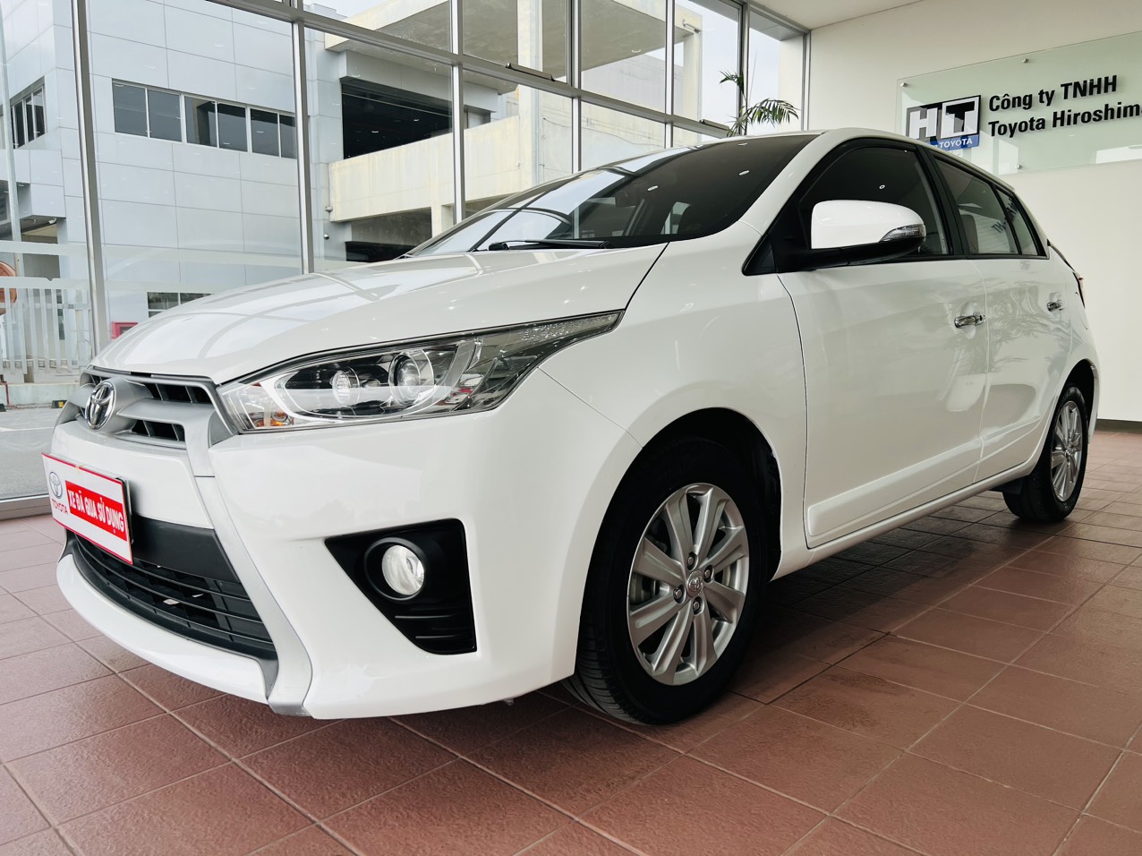 CẦN BÁN CHIẾC XE TOYOTA YARIS 1.5G 2017 NHẬP KHẨU THÁI LAN ODO TẠI TOYOTA HIROSHIMA VĨNH PHÚC -4