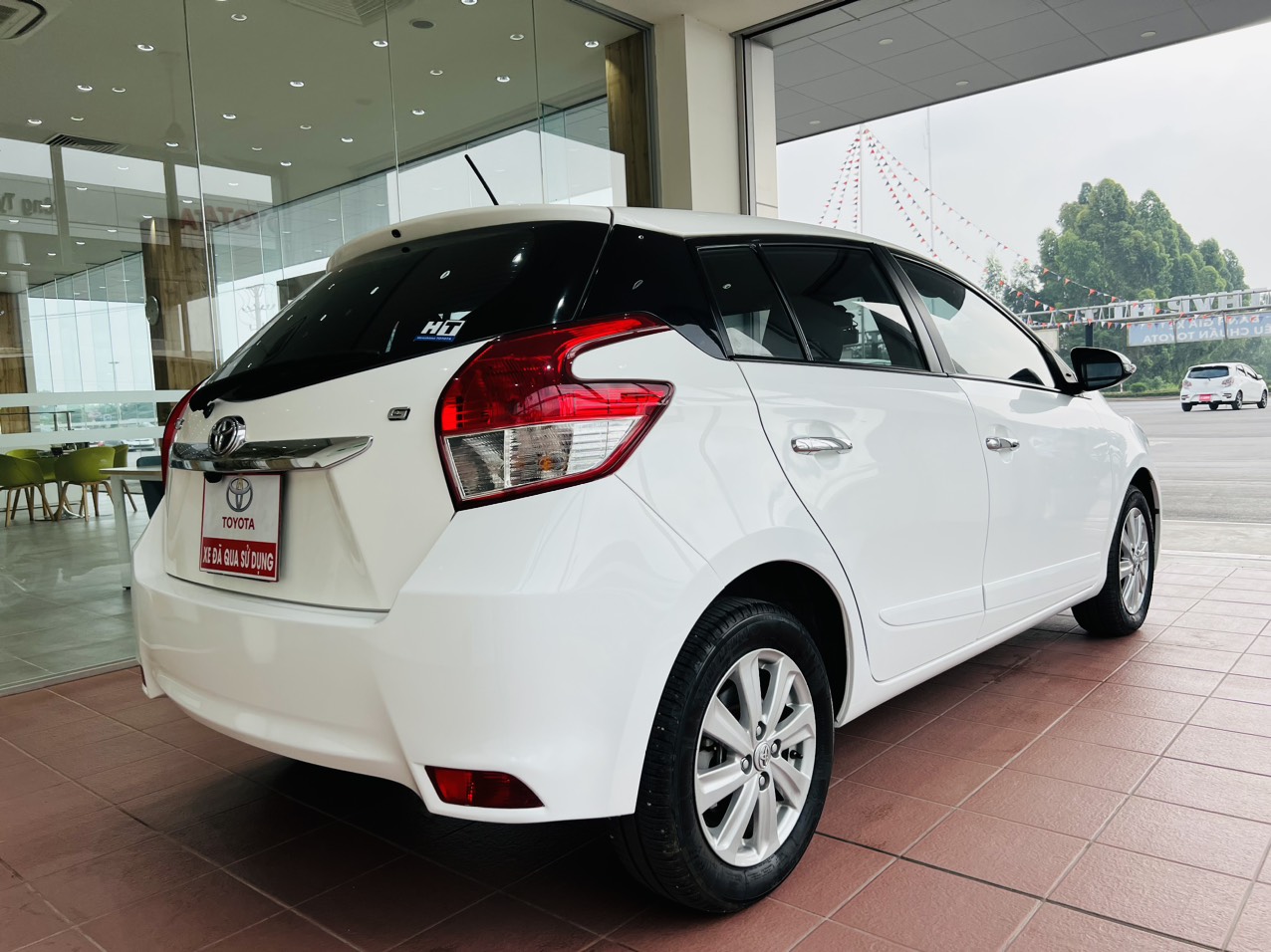 CẦN BÁN CHIẾC XE TOYOTA YARIS 1.5G 2017 NHẬP KHẨU THÁI LAN ODO TẠI TOYOTA HIROSHIMA VĨNH PHÚC -0